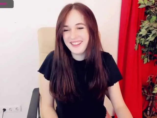 Live sex webcam photo for AmyShyy #272981548