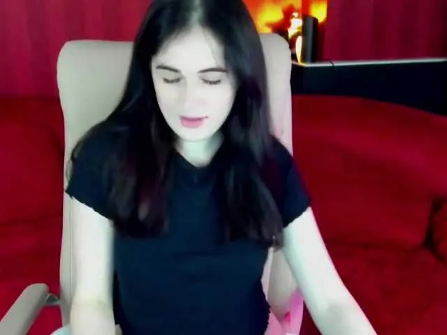 Live sex webcam photo for AmyShyy #273526268