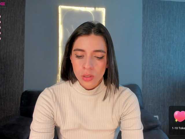 Live sex webcam photo for AmyWalker #275560202