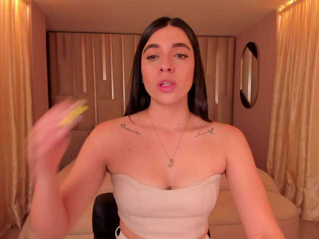 Live sex webcam photo for AmyWalker #276481658