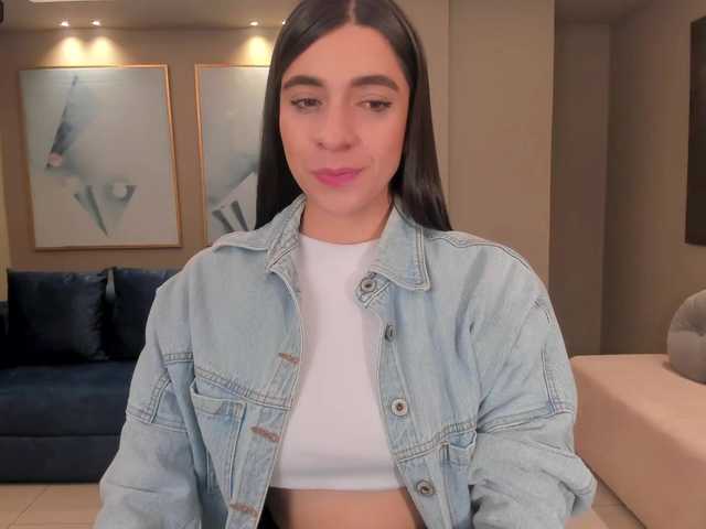 Live sex webcam photo for AmyWalker #276634174