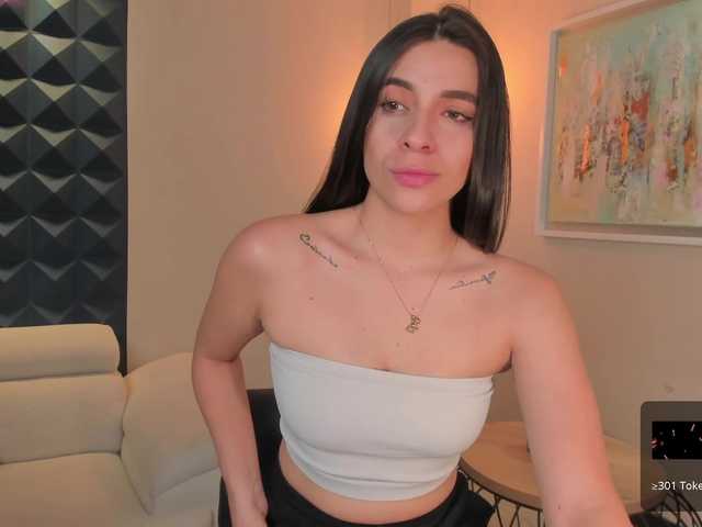 Live sex webcam photo for AmyWalker #276683050