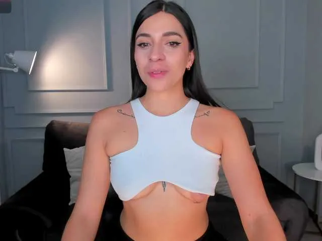 Live sex webcam photo for AmyWalker #277421774