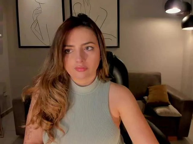 Live sex webcam photo for AmyWoods #290250428