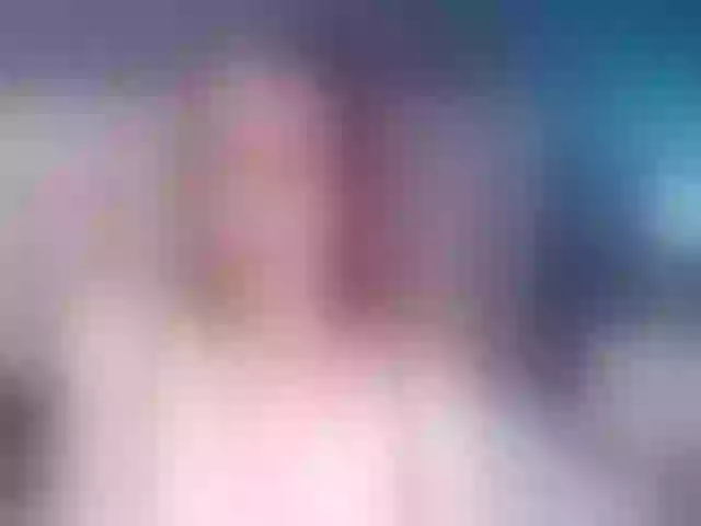 Live sex webcam photo for AmyWoods1 #274007895