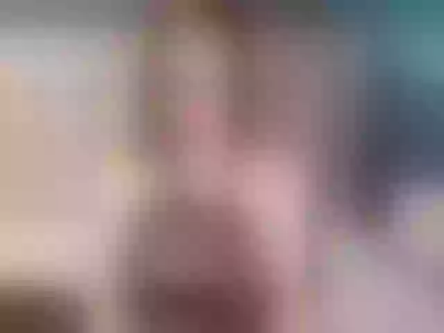 Live sex webcam photo for AmyWoods1 #274094385