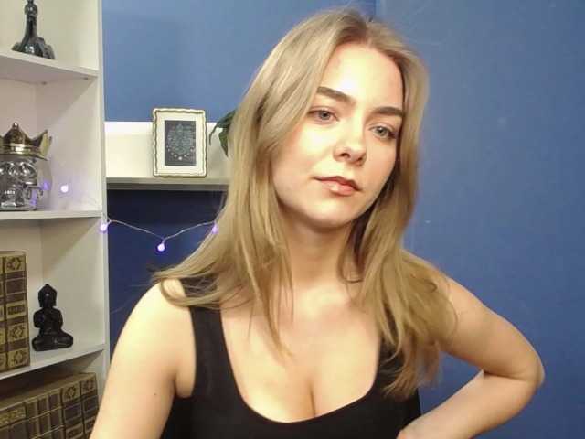 Live sex webcam photo for AmyxLOVE #276699497