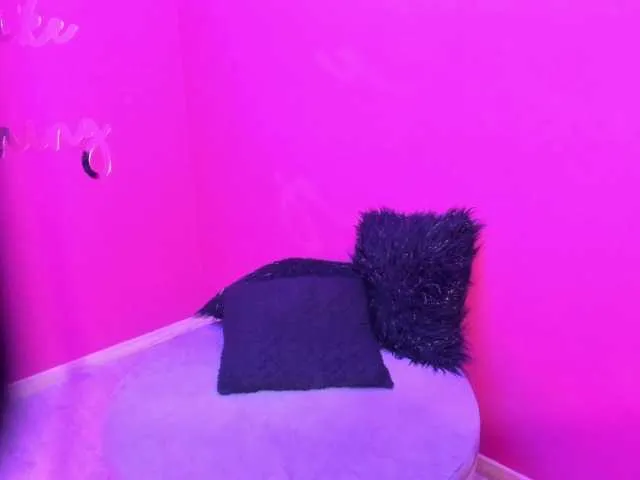 Live sex webcam photo for Ana-Daniela #277183075