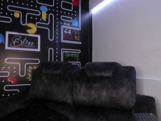 Live sex webcam photo for Ana-Daniela #290283241