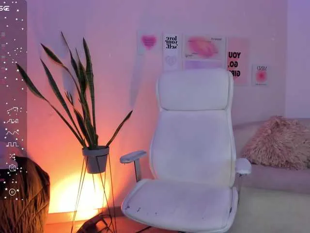 Live sex webcam photo for AnaDuran #277603588