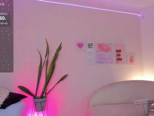 Live sex webcam photo for AnaDuran #277806733