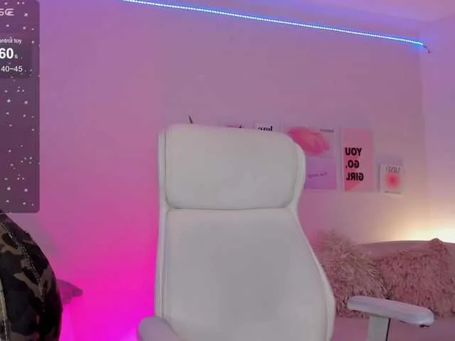 Live sex webcam photo for AnaDuran #277882449