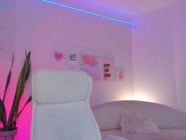 Live sex webcam photo for AnaDuran #277895745