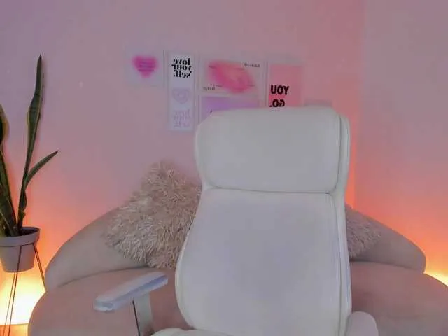 Live sex webcam photo for AnaDuran #278160837