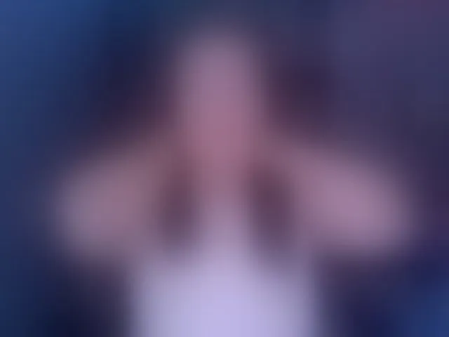 Live sex webcam photo for AnaMills #294125775