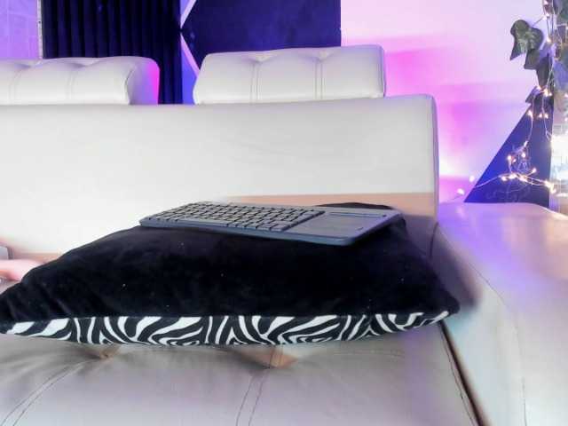 Live sex webcam photo for AnaWinnss #276770181