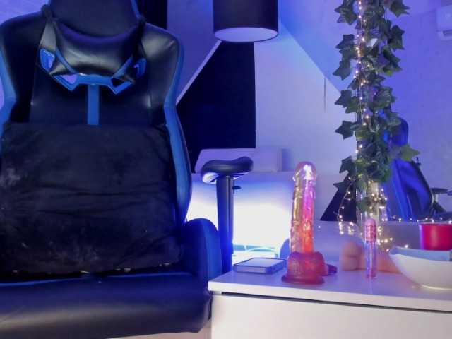 Live sex webcam photo for AnaWinnss #276917225