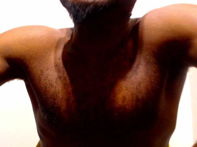 Live sex webcam photo for Anacondaxx #277035199