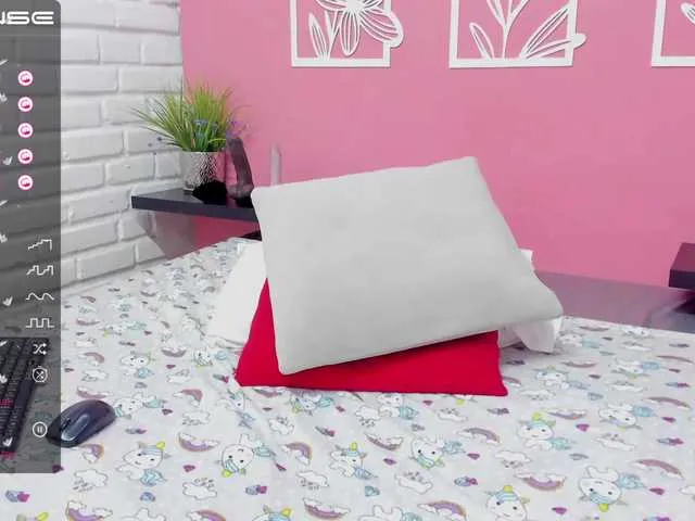 Live sex webcam photo for AnahiCruz #275945246