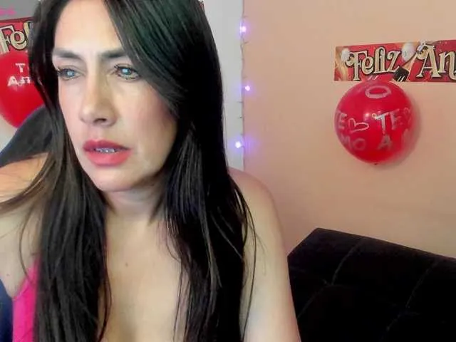Live sex webcam photo for Anahy0306 #277188853
