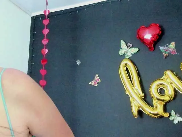 Live sex webcam photo for Anahy0306 #277430665
