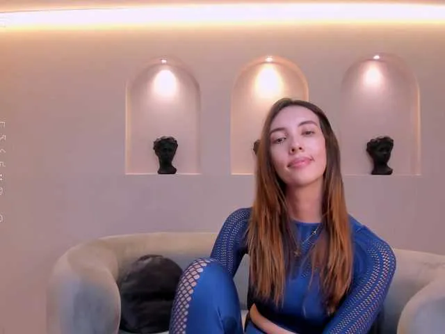 Live sex webcam photo for AnaisNin1 #277147980