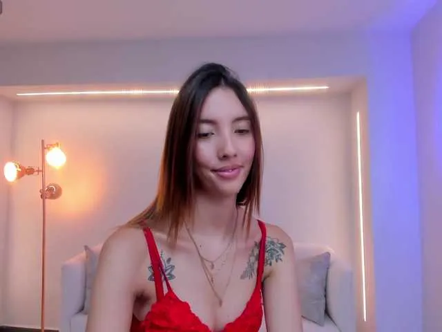Live sex webcam photo for AnaisNin1 #277297904
