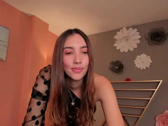 Live sex webcam photo for AnaisNin1 #277601638