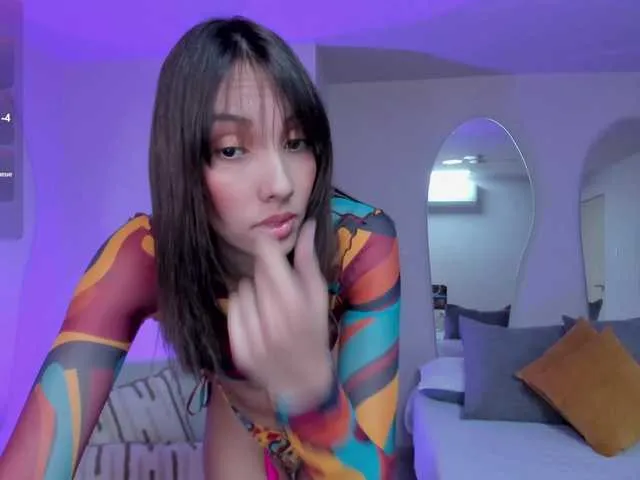 Live sex webcam photo for AnaisNin1 #281836868