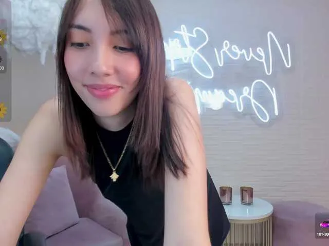Live sex webcam photo for AnaisNin1 #287763785