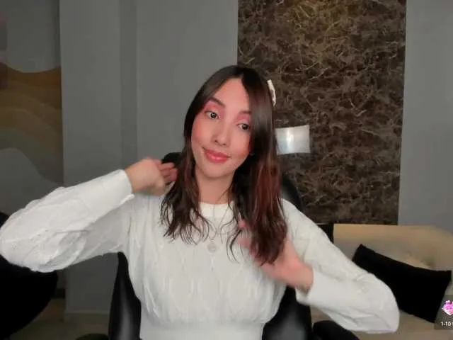 Live sex webcam photo for AnaisNin1 #290176827