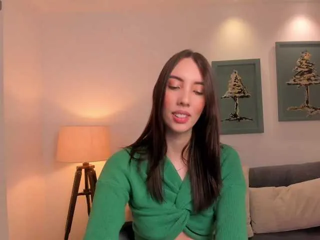 Live sex webcam photo for AnaisNin1 #290381194