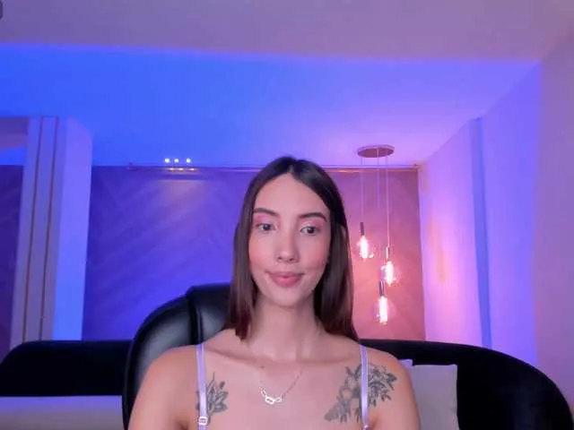 Live sex webcam photo for AnaisNin1 #290806143