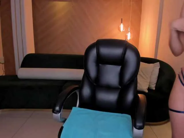 Live sex webcam photo for AnaisNin1 #290822730