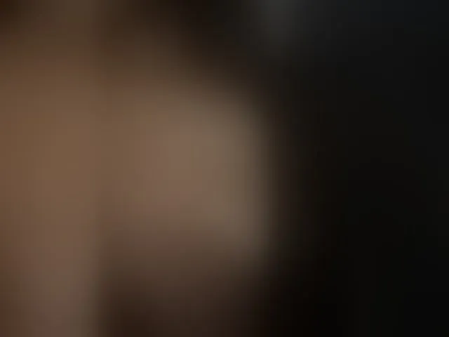Live sex webcam photo for Anaisbeily #294077693