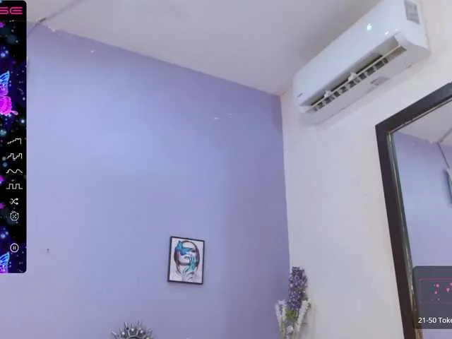 Live sex webcam photo for Analia-Baker #275502099