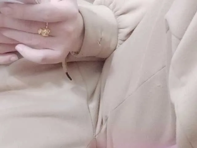 Live sex webcam photo for Analove-68 #290491409