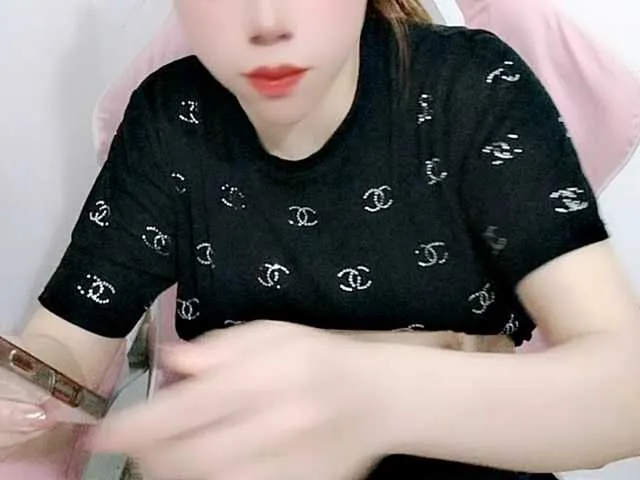 Live sex webcam photo for Analove-68 #291256824