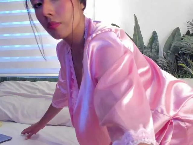Live sex webcam photo for Anamonroe #277361334