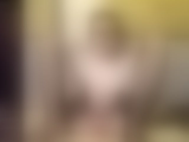 Live sex webcam photo for Anasquirt69 #293587679