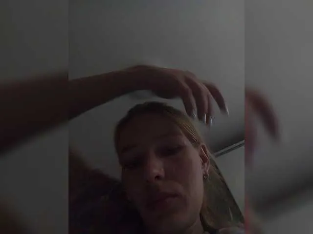Live sex webcam photo for Anasstasiz #291602413