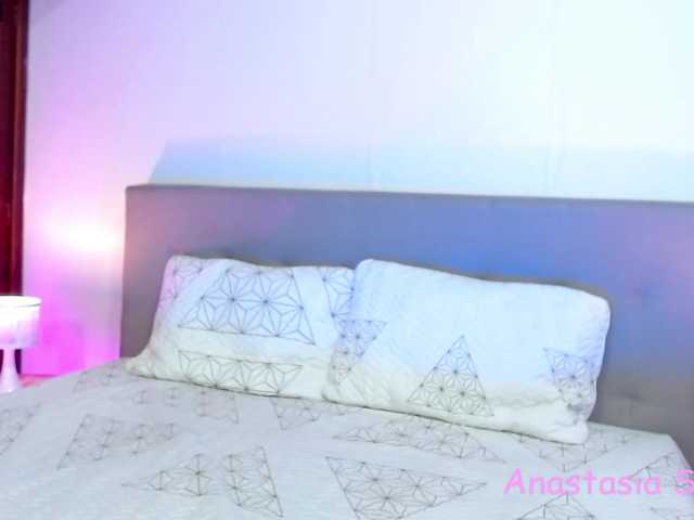 Live sex webcam photo for Anastasia-Sin #273200528