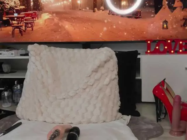 Live sex webcam photo for AnastasiasCharms #292289944