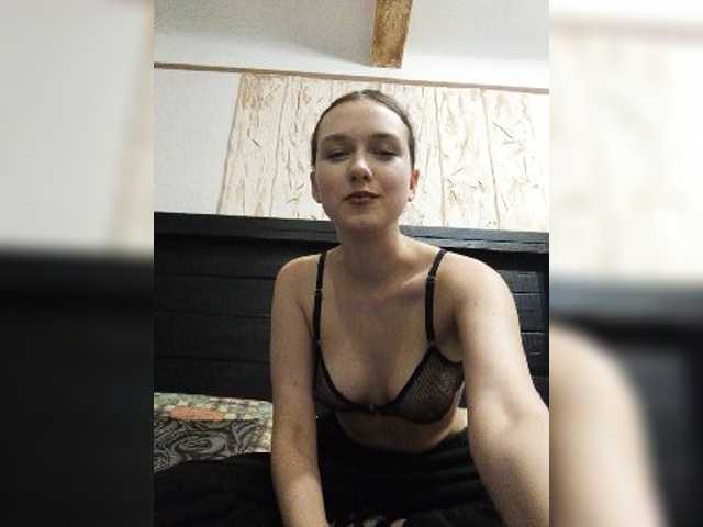 Live sex webcam photo for Anastasiya56839 #278185678