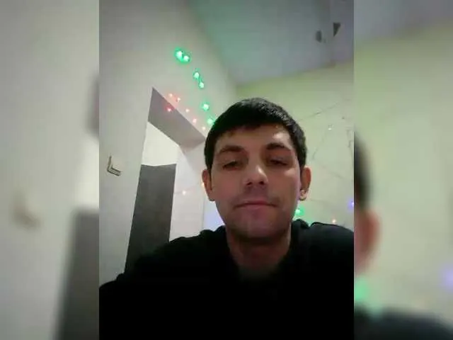 Live sex webcam photo for Anatolii999 #290362899