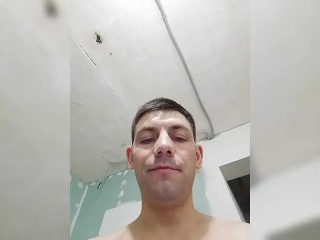 Live sex webcam photo for Anatolii999 #290450595