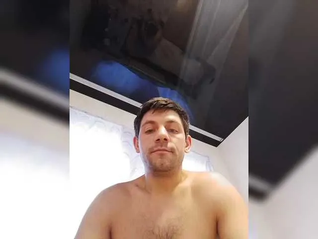 Live sex webcam photo for Anatolii999 #290779993
