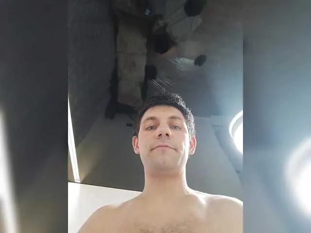 Live sex webcam photo for Anatolii999 #290796400