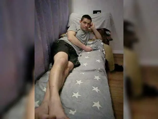 Live sex webcam photo for Anatolii999 #291127316
