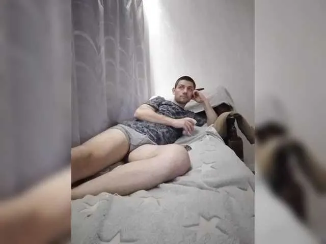 Live sex webcam photo for Anatolii999 #291154651